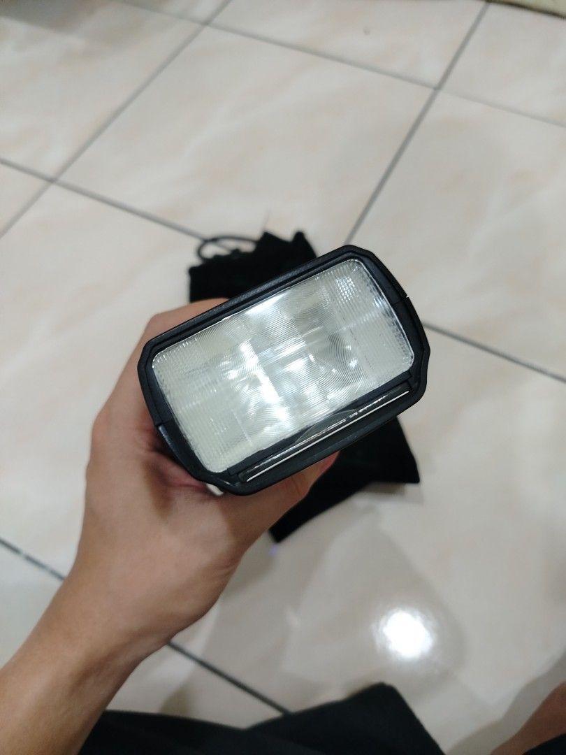 Triopo Speedlight TR-950, Photography, Photography Accessories, Flashes ...