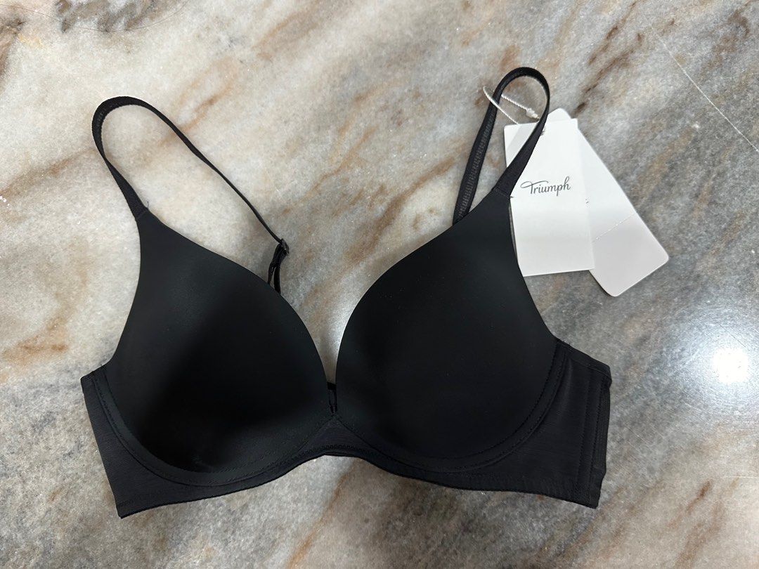 Triumph Brand New INVISIBLE INSIDE-OUT NON-WIRED PUSH UP DEEP V BRA Size 70B,  Women's Fashion, New Undergarments & Loungewear on Carousell