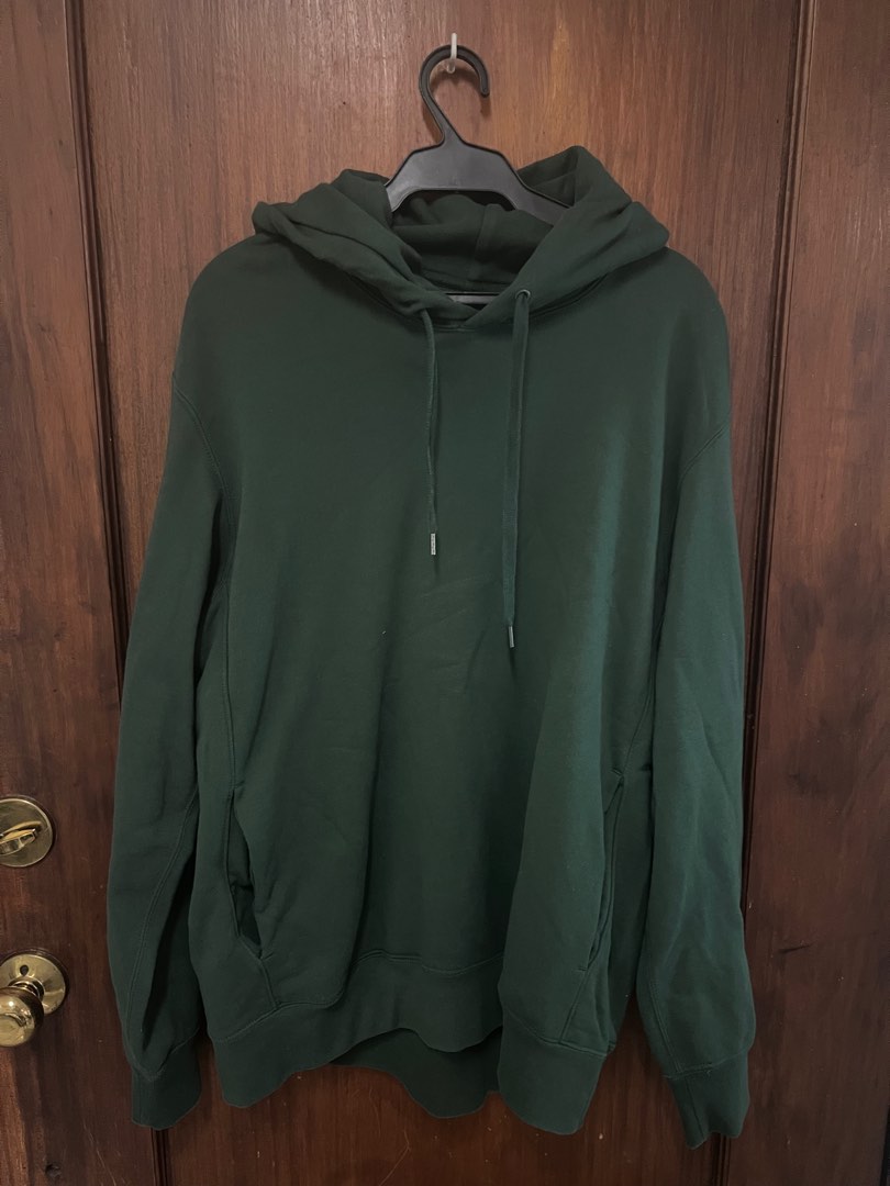 Uniqlo green hoodie cheap