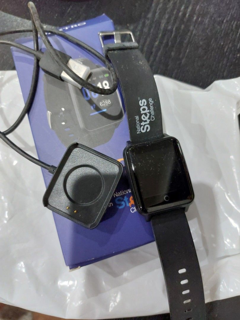 Used Step tracker, Mobile Phones & Gadgets, Wearables & Smart Watches ...