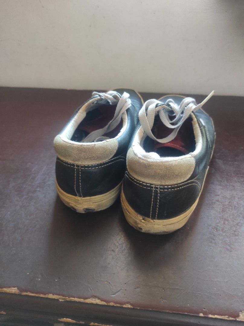 Size 9 Vans 1