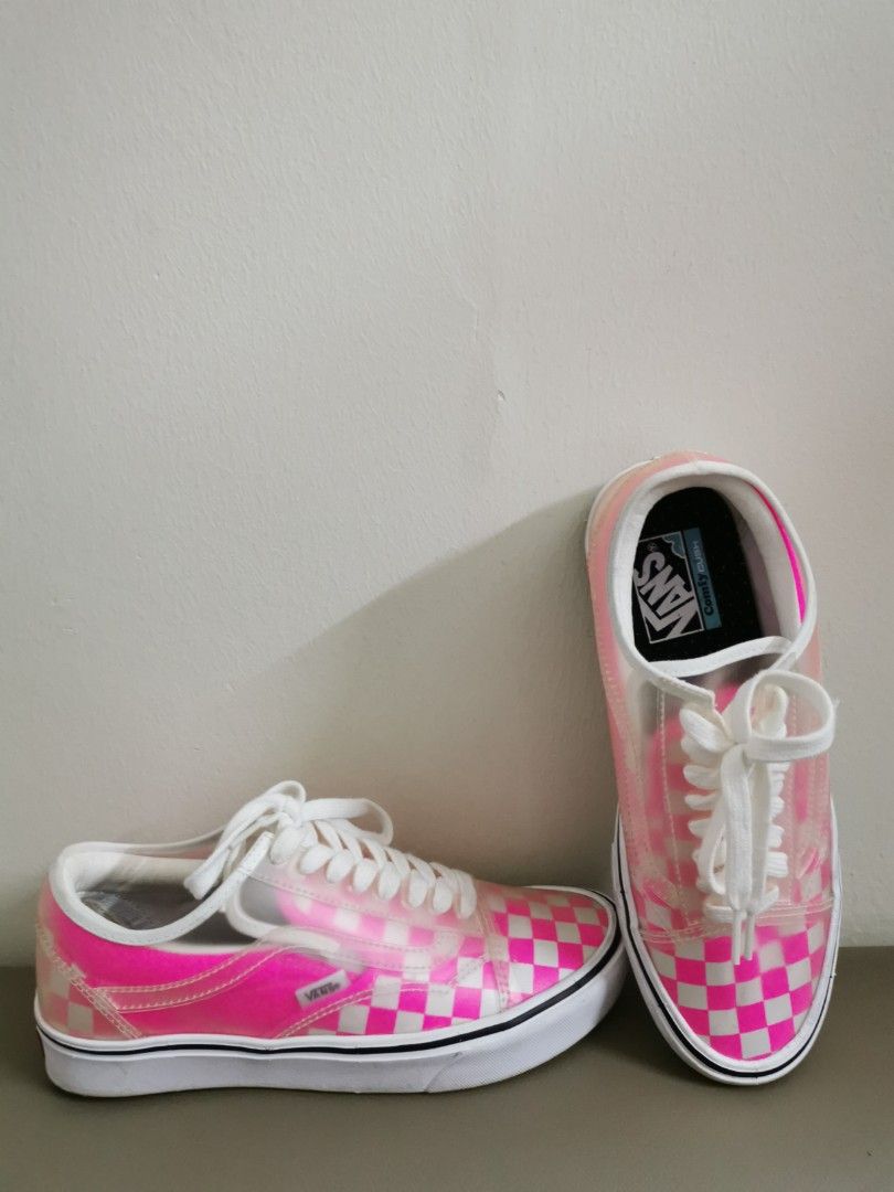 Vans deals comfycush pink