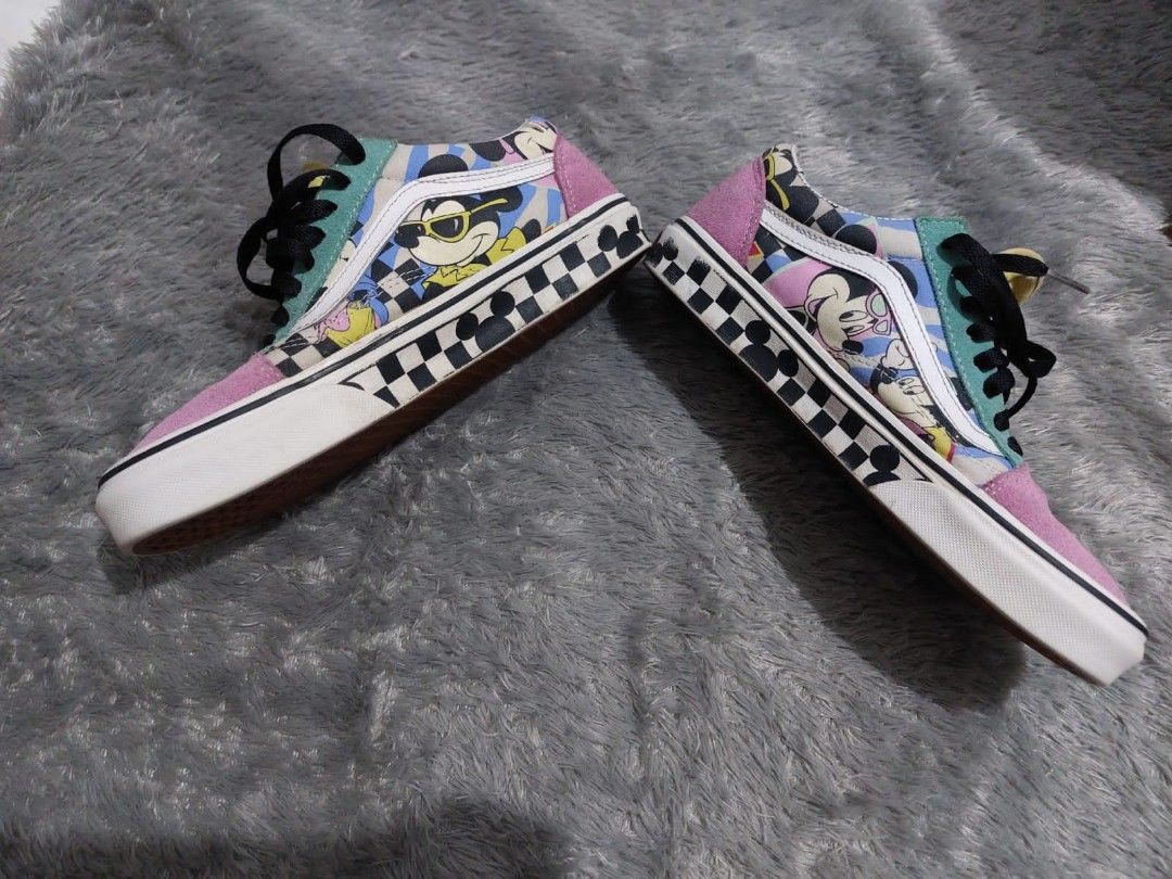 Disney Vans Size 8's Mickey Vans Top