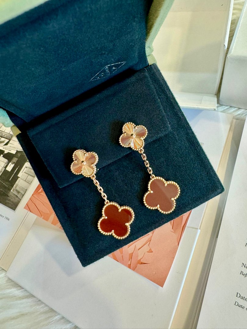 Van cleef outlet guilloche earrings