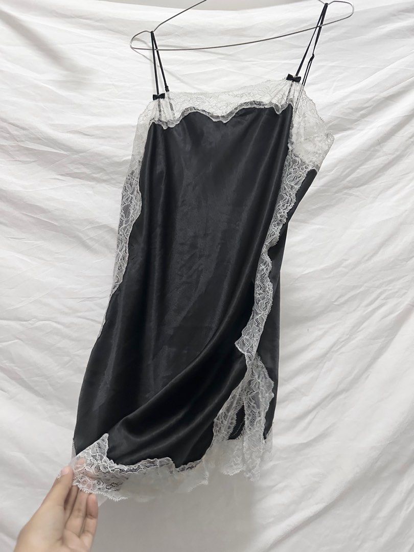 Victoria's Secret Black White Side Body Sheer Lace Slip Dress, Women's  Fashion, New Undergarments & Loungewear on Carousell