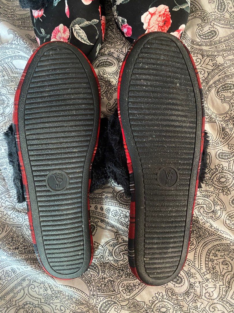 Victoria's secret cheap slippers sale