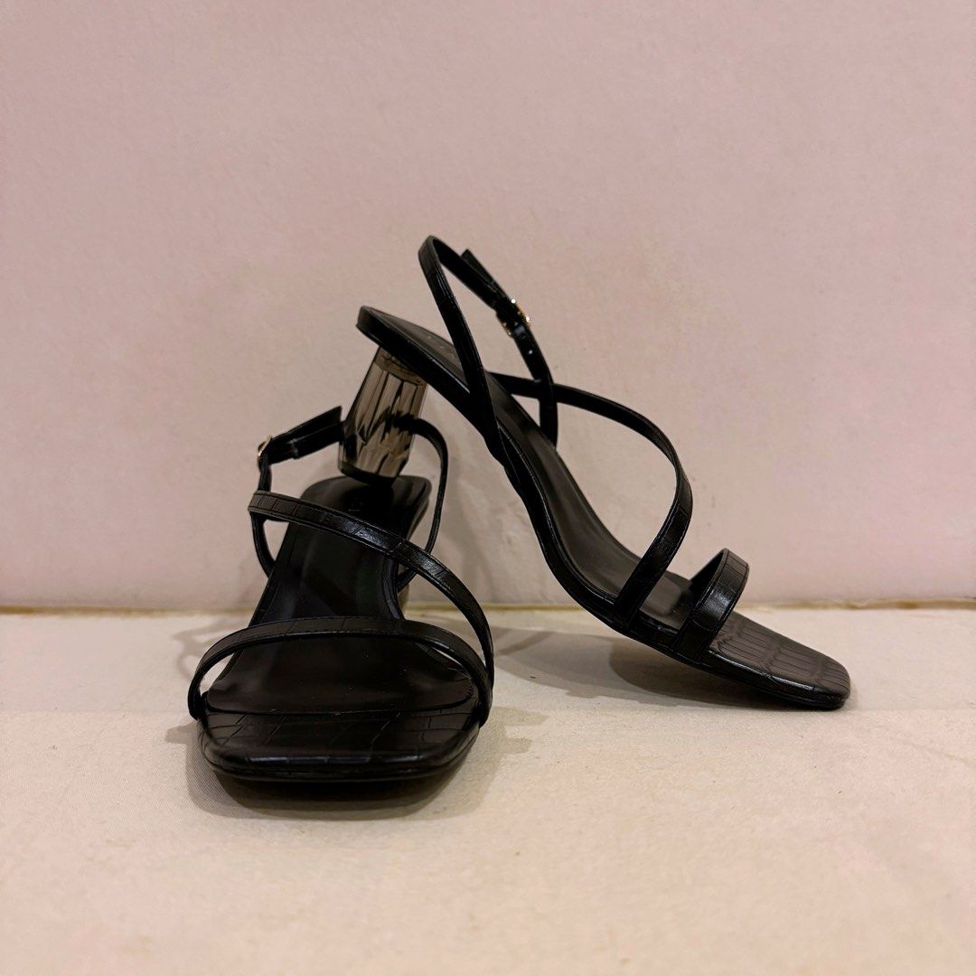 Vincci Black Strappy Heels