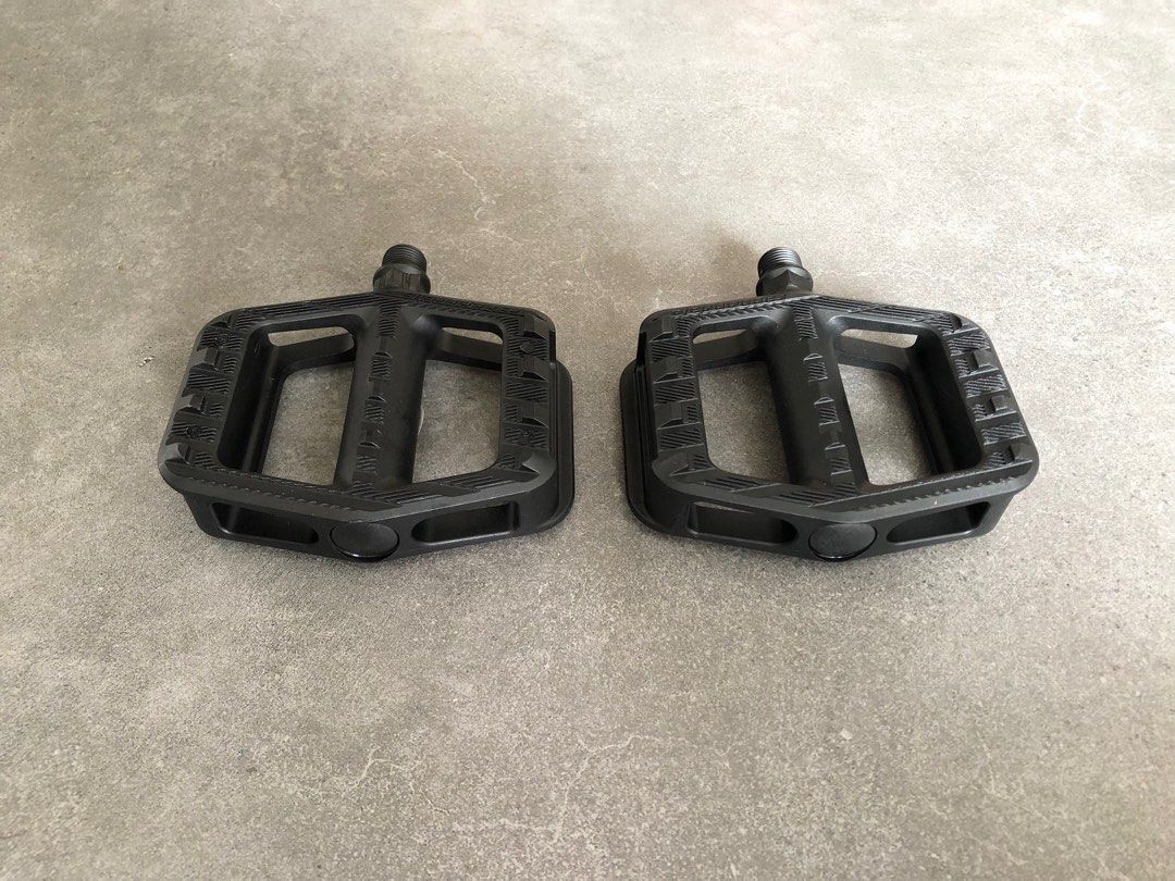 Cannondale platform pedals hotsell