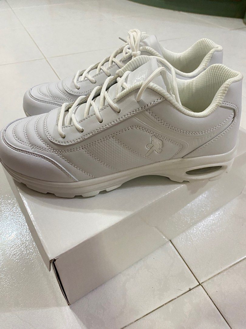Guess wyatt sneakers top