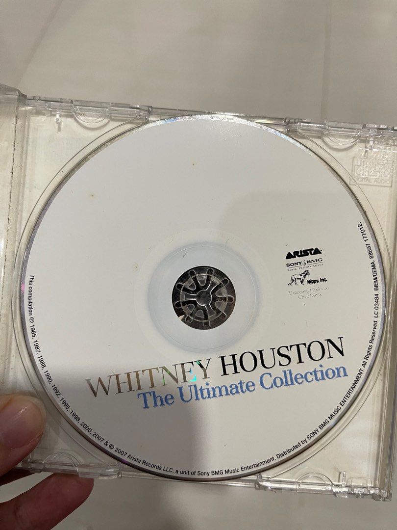 whitney houston the ultimate collection, Hobbies & Toys, Music & Media