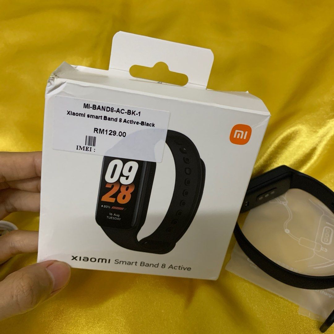 Xiaomi Mi Band 8 Active., Mobile Phones & Gadgets, Wearables & Smart  Watches on Carousell