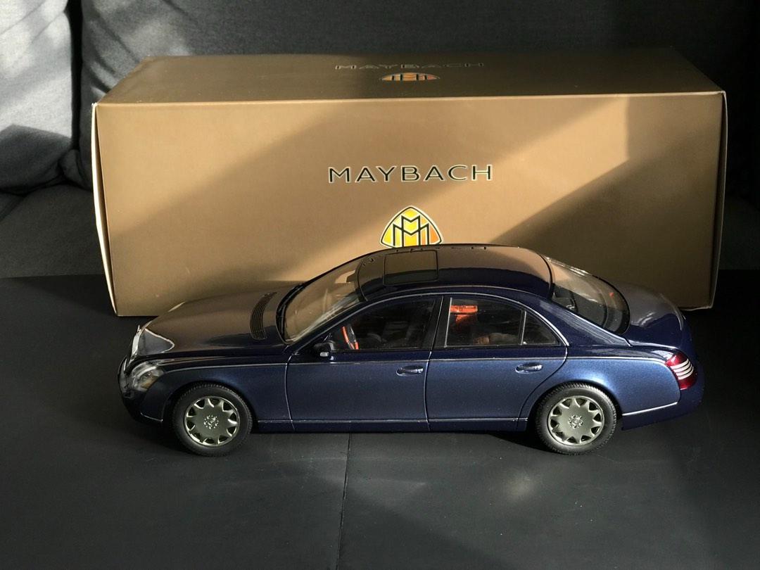 AUTO art オートアート 1/18 ディーラー特注 Maybach マイバッハ57 ...