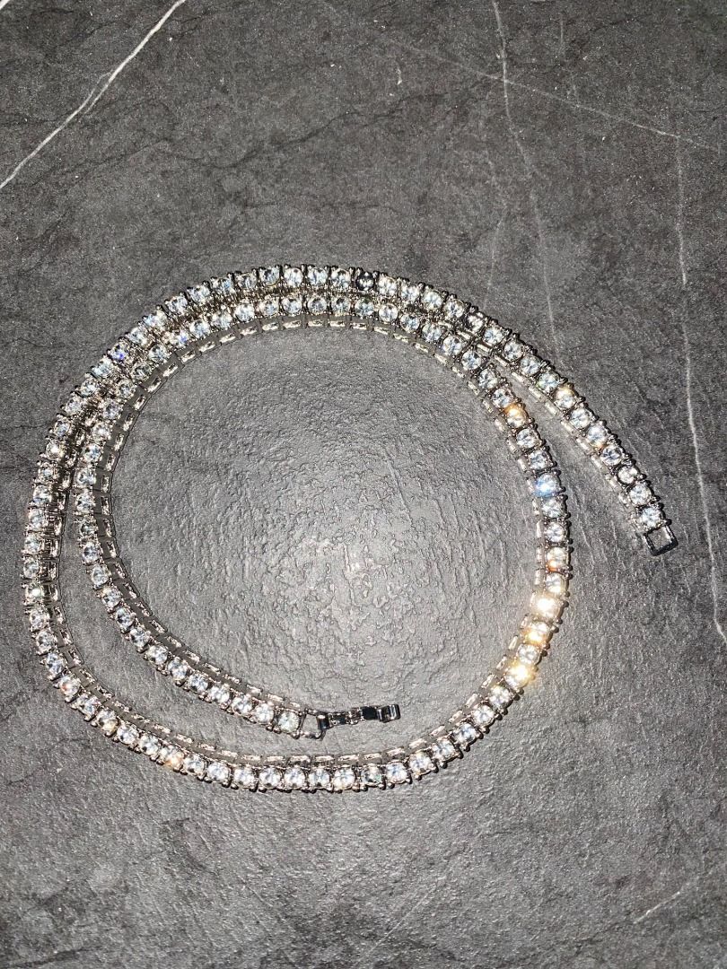 Progressive diamond top chain