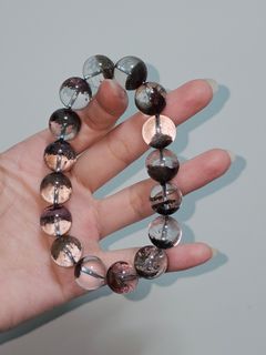 （分類：）位於 。 由 seleneeeee 提交（商品編號 1277983937，圖片 1）。簡介： 。
