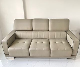 (Category: ) located in . Submitted by under1store (Listing ID 1277982622, Image 1). Description: .