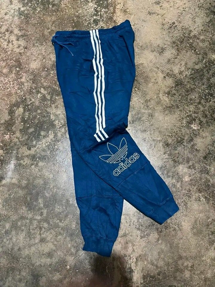 Adidas originals joggers with online outline trefoil in navy