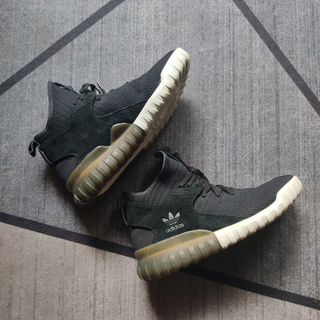 Adidas tubular male top