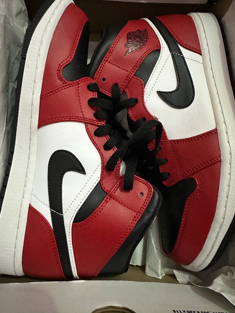 Aj store chicago 1