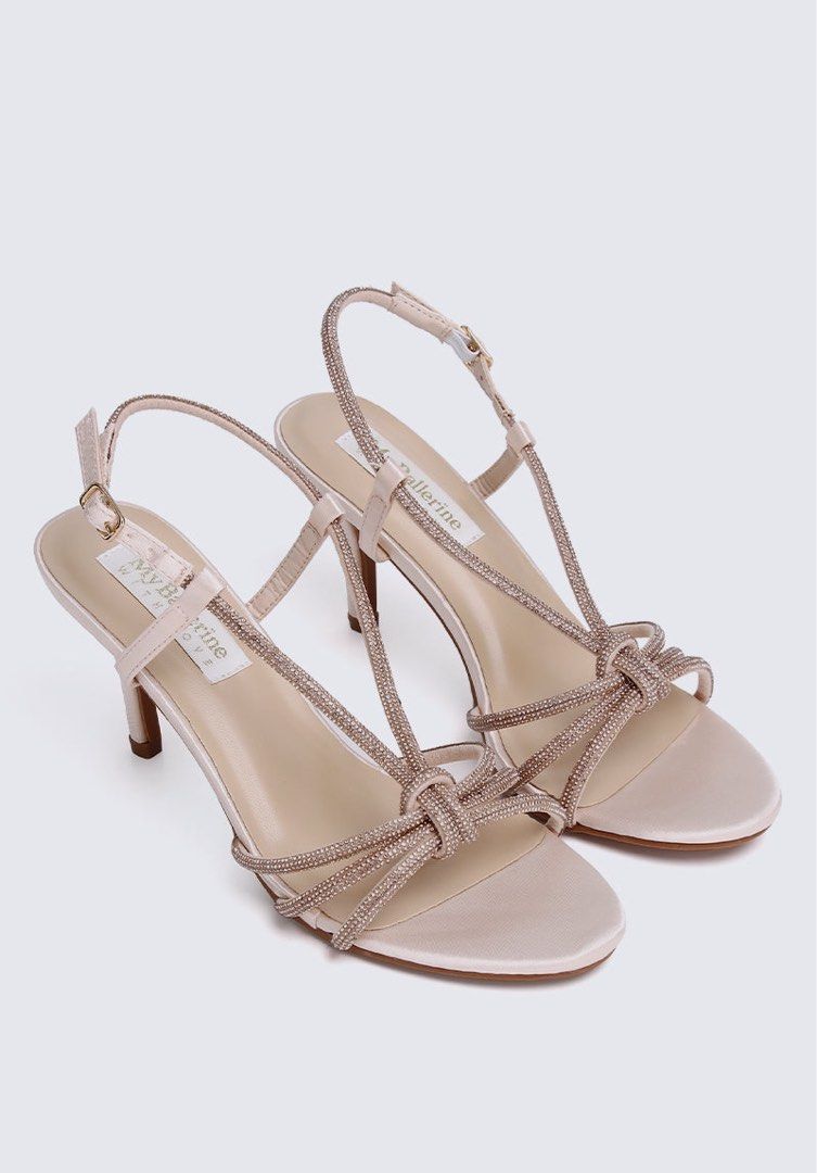 Alaia Comfy Heels In Nude (Category: Heels) located in Singapore. Submitted by mchxl (Listing ID 1277871546, Image 1). Description: Not worn before as I bought the wrong size. Sold out online. .