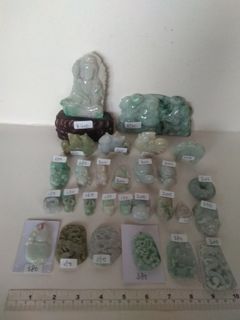 翡翠A玉吊墜/擺件，價錢如圖片顯示，兩款起八折，多量價錢可以商議。no.A8.1.2464223199124994110