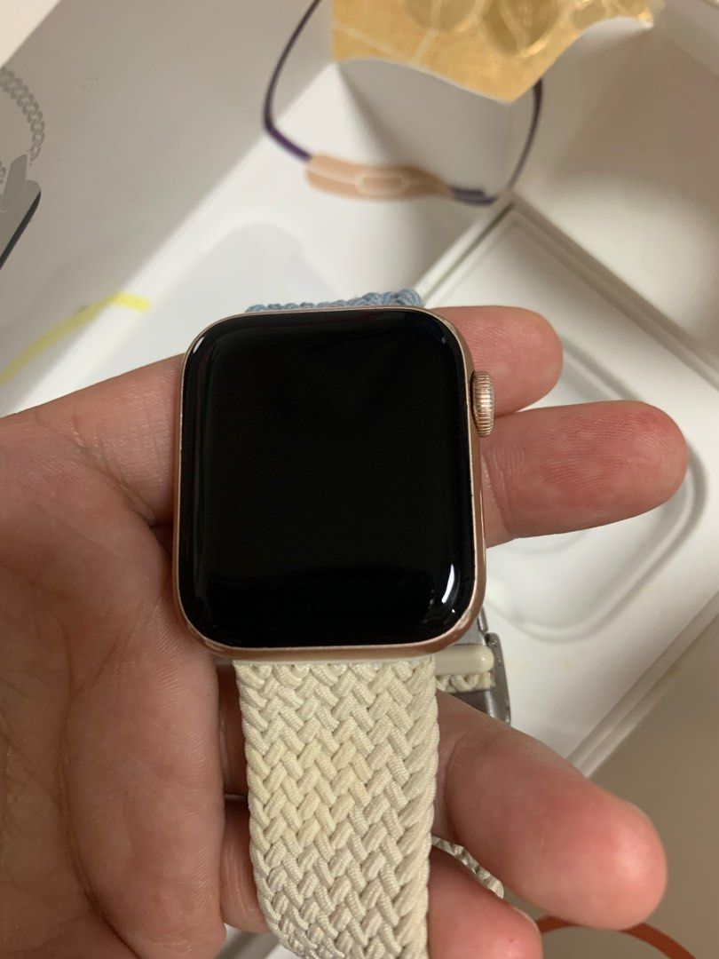 Apple watch s5 40mm gps 2025