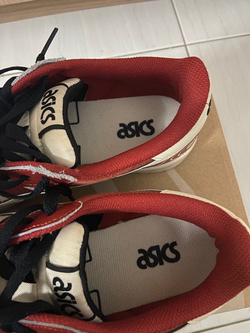 Asics motion top