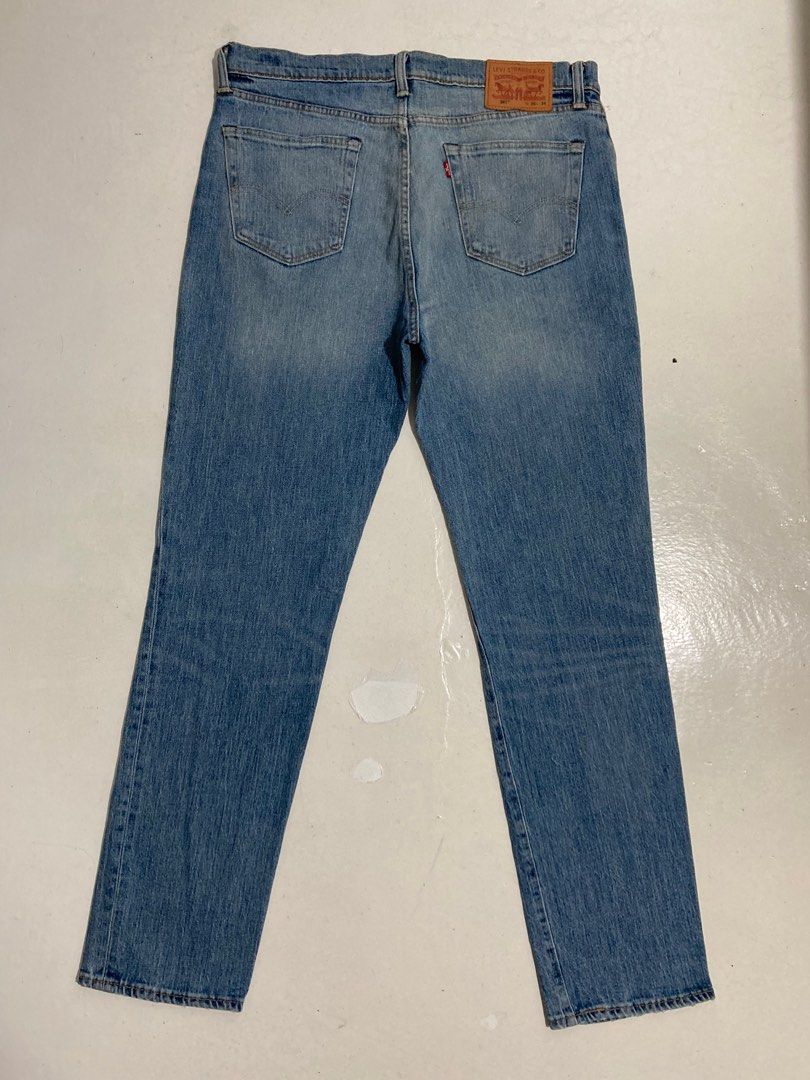 Authentic Levi s 541 Leather Patch Athletic Tapered White Oak Cone Cut for Big Men s Actual Waistline is 36 38