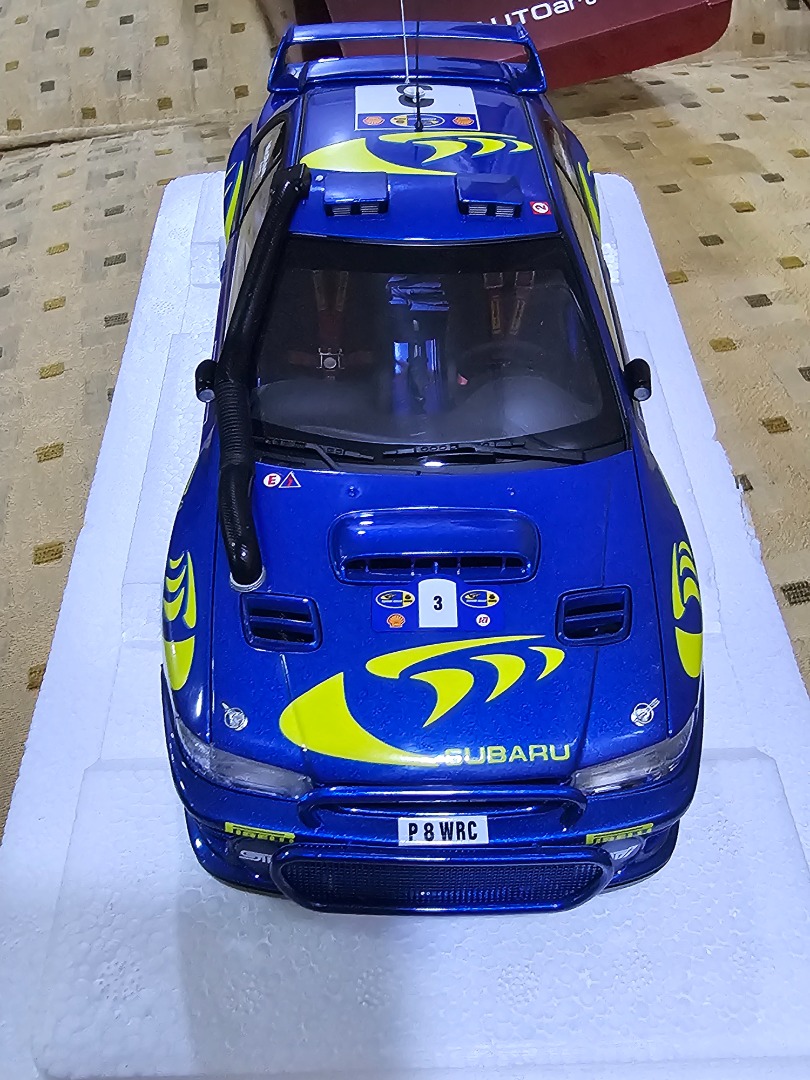 Subaru New Age Impreza WRC 1:18 AutoArt (Defekt) in Bühl b.Aarberg für