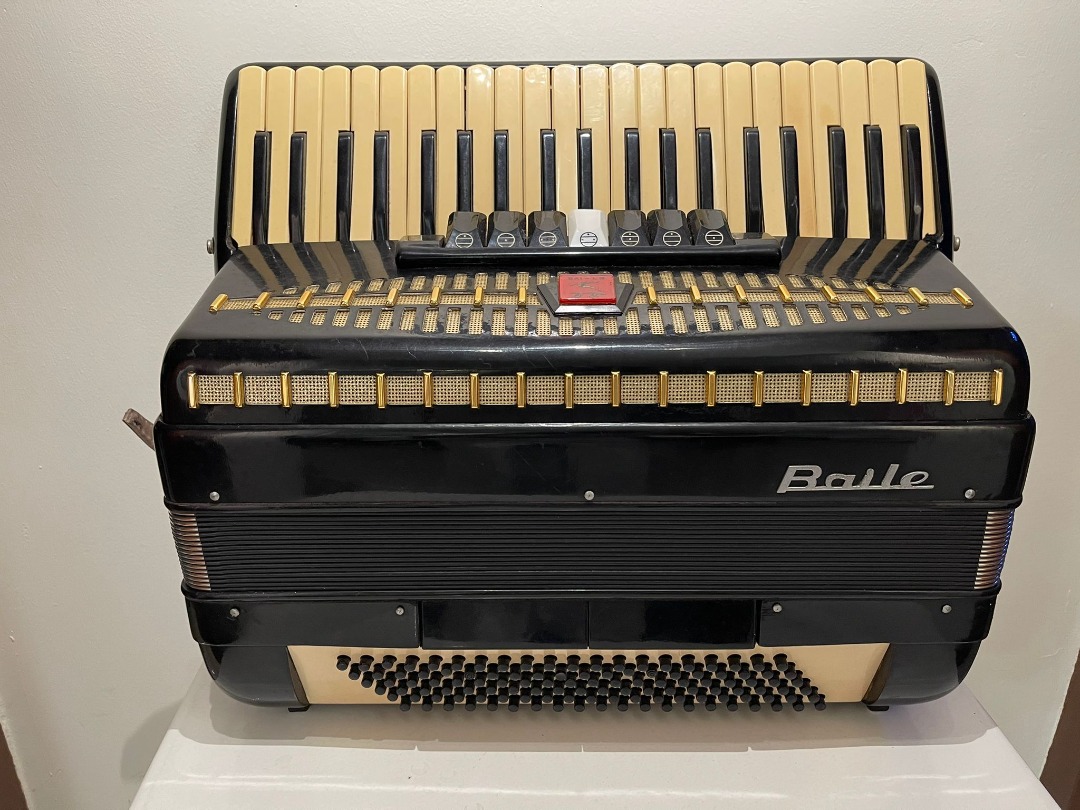 Baile accordion 120 outlet bass