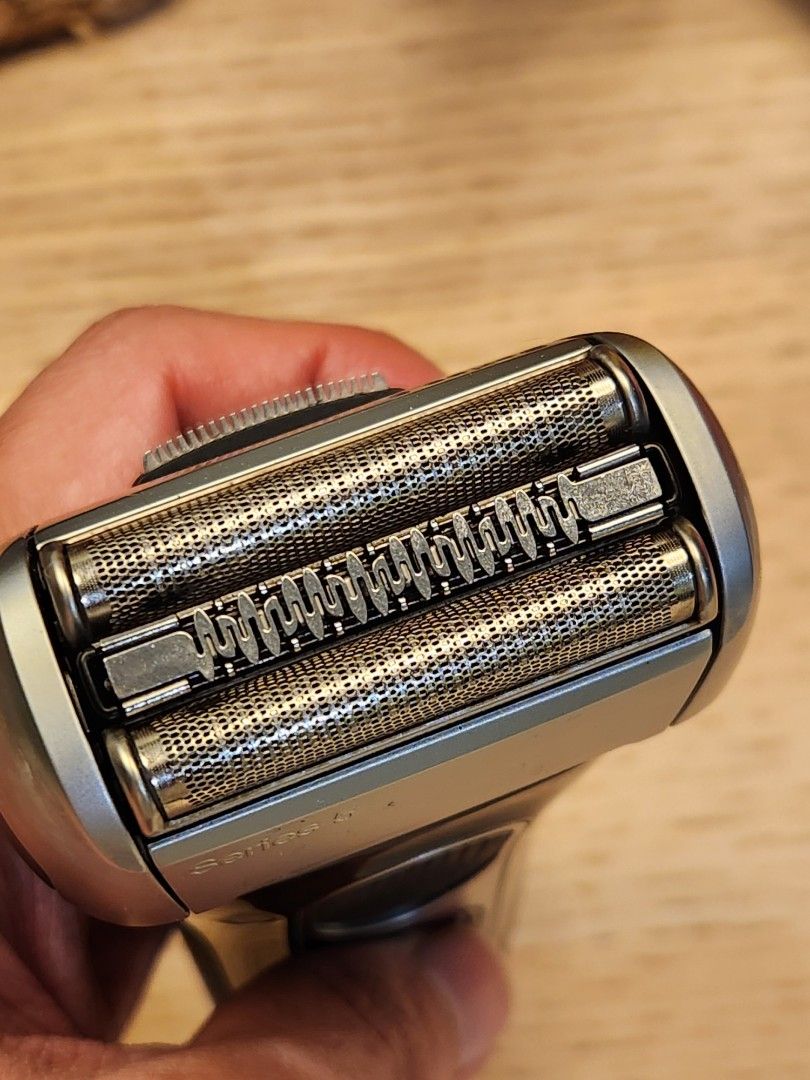 Braun Series 5 5197cc Men's Electric Foil Shaver, Beauty & Personal