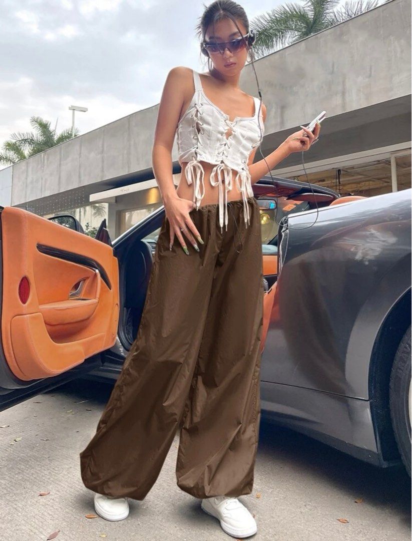 brown parachute pants y2k, Women's Fashion, Bottoms, Other Bottoms on  Carousell