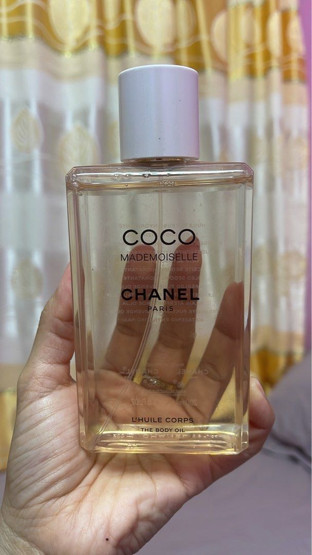 Chanel velvet online body oil spray