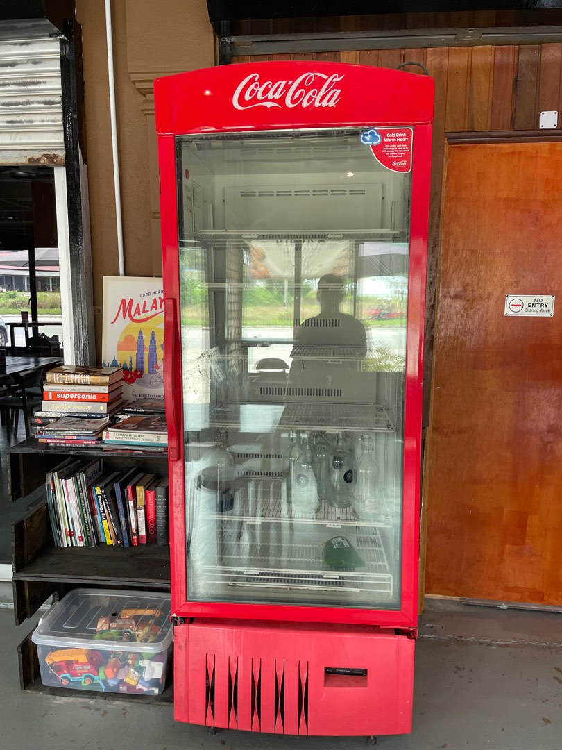 Chiller coca cola, TV & Home Appliances, Kitchen Appliances