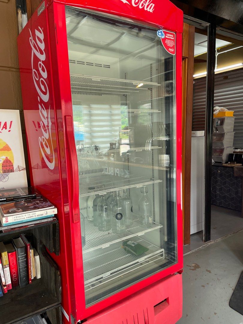 Chiller coca cola, TV & Home Appliances, Kitchen Appliances