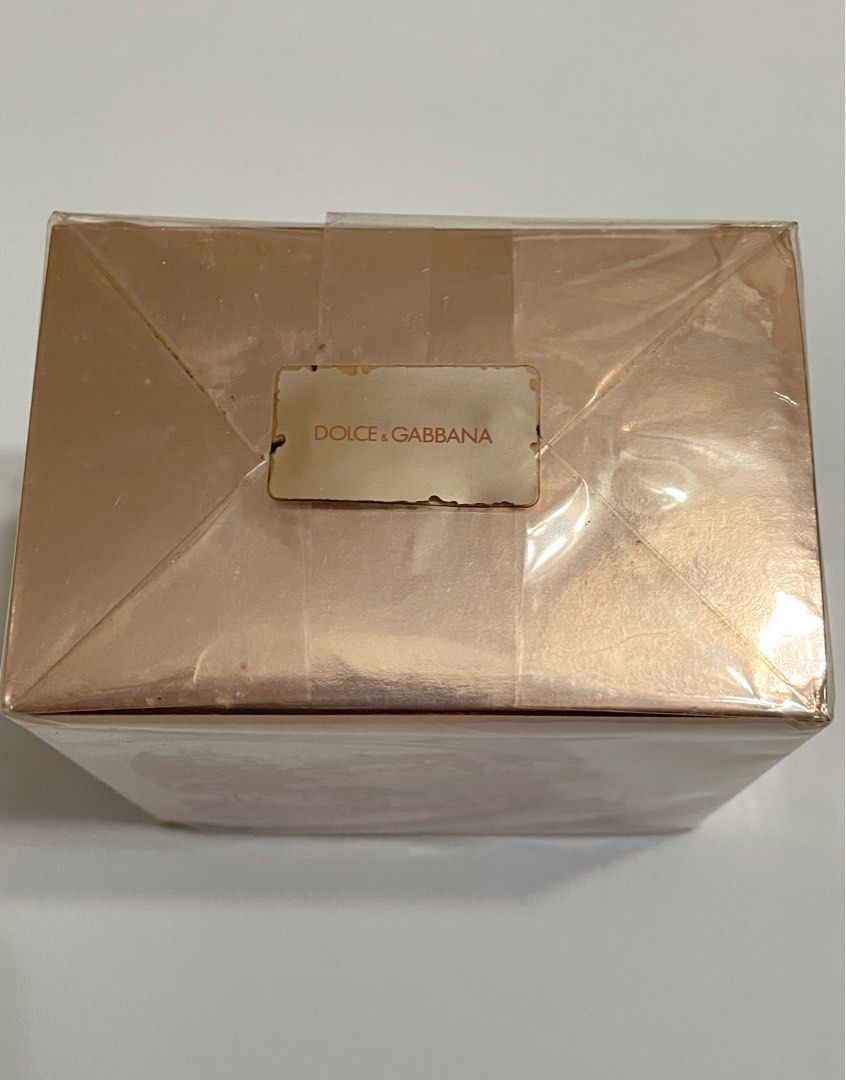 Dolce gabbana rose deals the one gift set