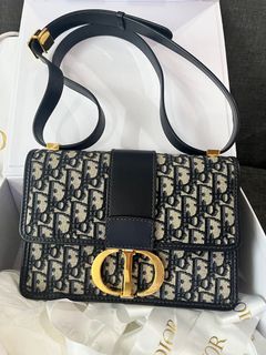 (Category: ) located in . Submitted by clkcloset (Listing ID 1277946080, Image 1). Description: .