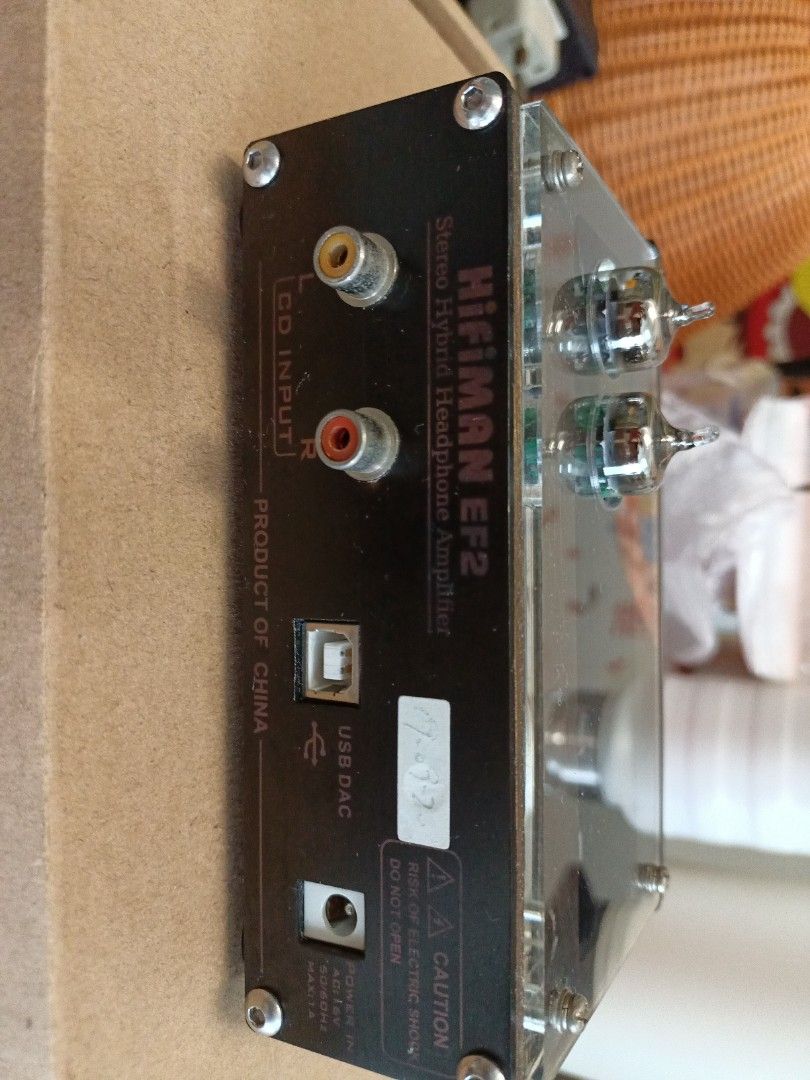 EF2 (Category: Soundbars, Speakers & Amplifiers) located in Kluang. Submitted by rexttyeng (Listing ID 1277876060, Image 3). Description: hifiman df2 headphone amplifier. like new condition. can cod in kluang area or post. 01110676809.