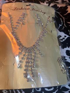 Elegant Jewelry Set Gown Jewelry Silver Diamonds
