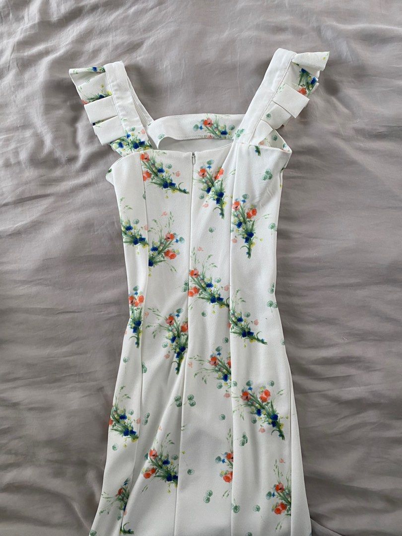 Floral mid length dress hotsell