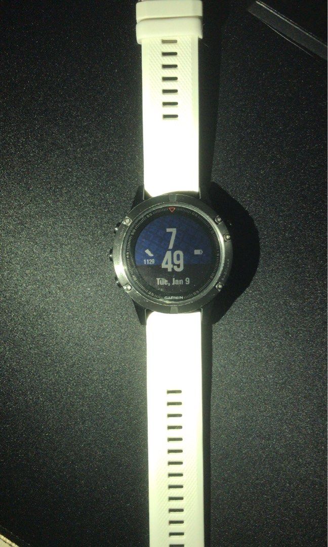 Garmin forerunner 645 online vs fenix 5