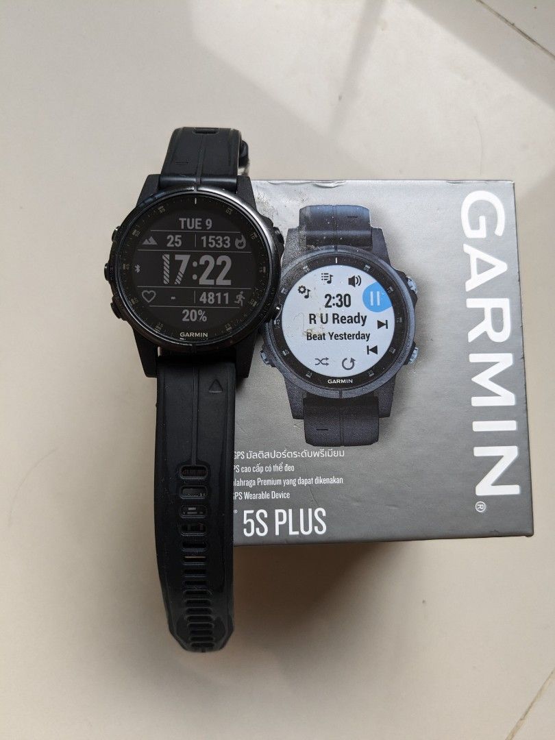 Garmin fenix 6s hotsell vs 5s