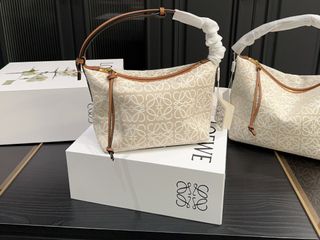（分類：）位於 。 由 fitwannabehk28 提交（商品編號 1252634920，圖片 1）。簡介： 。