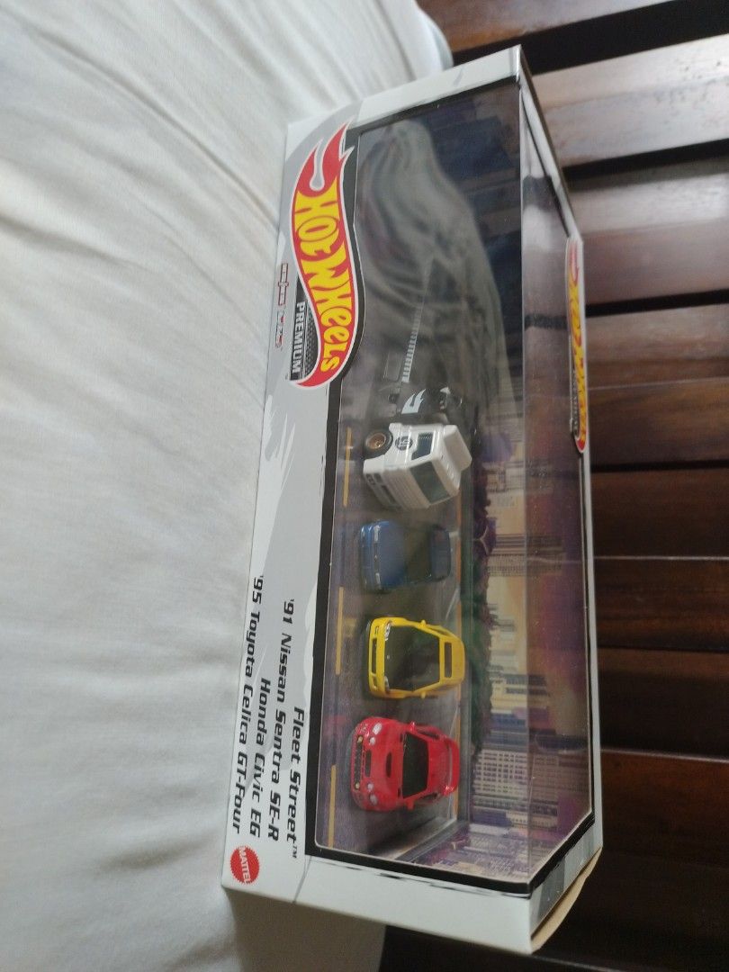Hotwheels Premium.Fleet Street,91 Nissan Sentra SER,Honda Civic eg,95