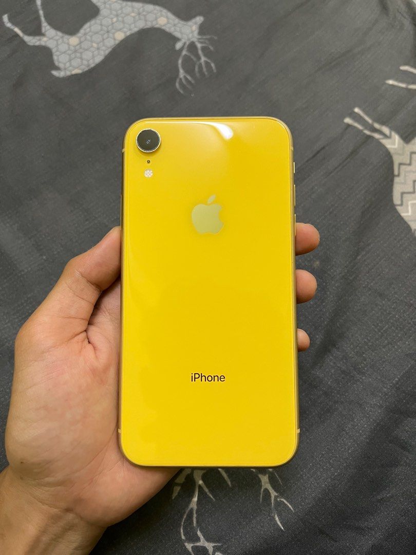 iPhone XR Yellow 64GB, Mobile Phones & Gadgets, Mobile Phones