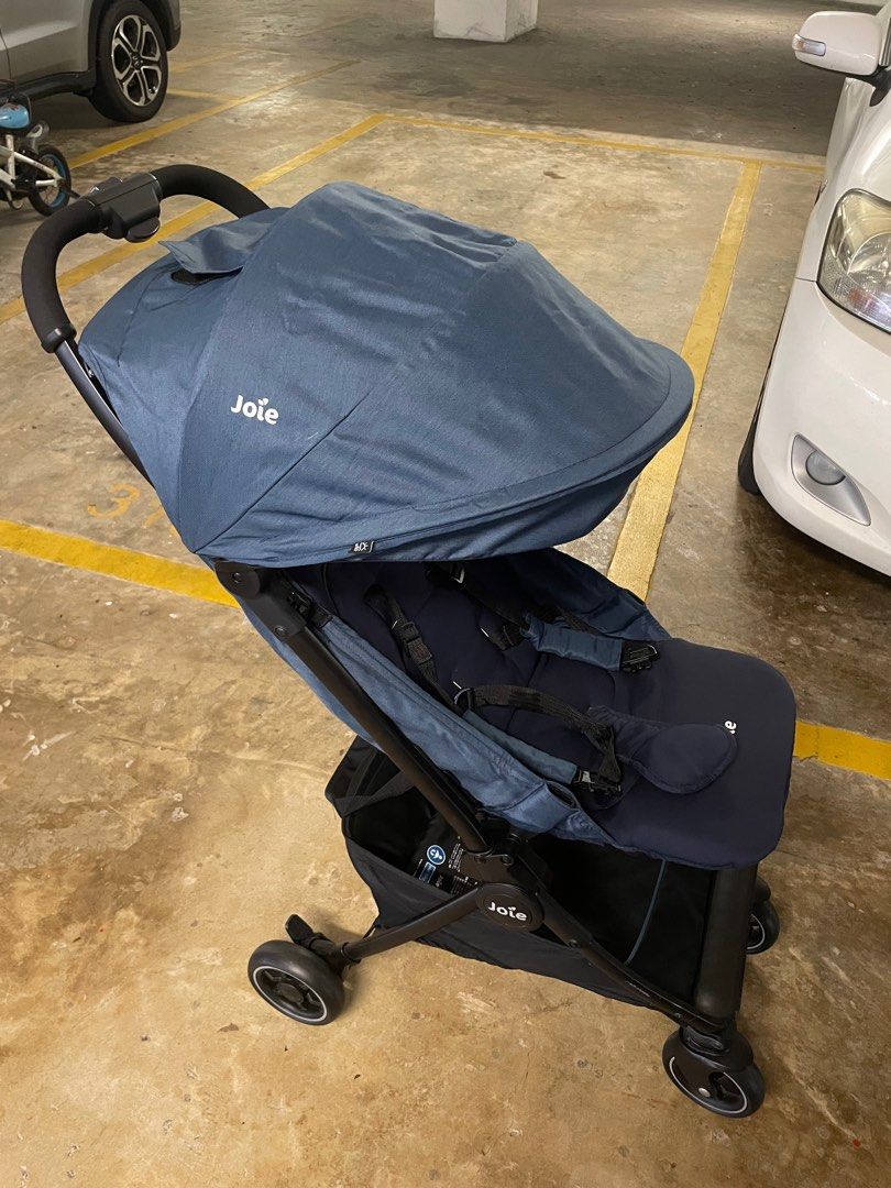 Joie pact stroller navy blazer Babies Kids Going Out