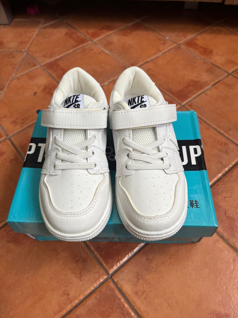 Pt outlet white shoes