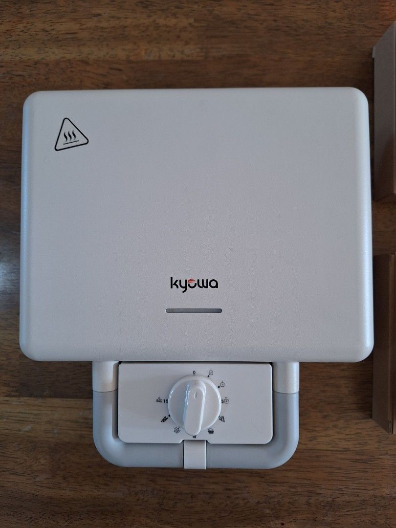 KYOWA 3in1 Breakfast (Panini or Waffle) Maker WHITE (Category: Breadmakers) located in Taguig. Submitted by raekshin (Listing ID 1277945420, Image 1). Description: *1 yr lang nagamit *like new pa tlga. used with total care *we just used the panini maker na plate. 2 other plates were never used RFS: store closure.