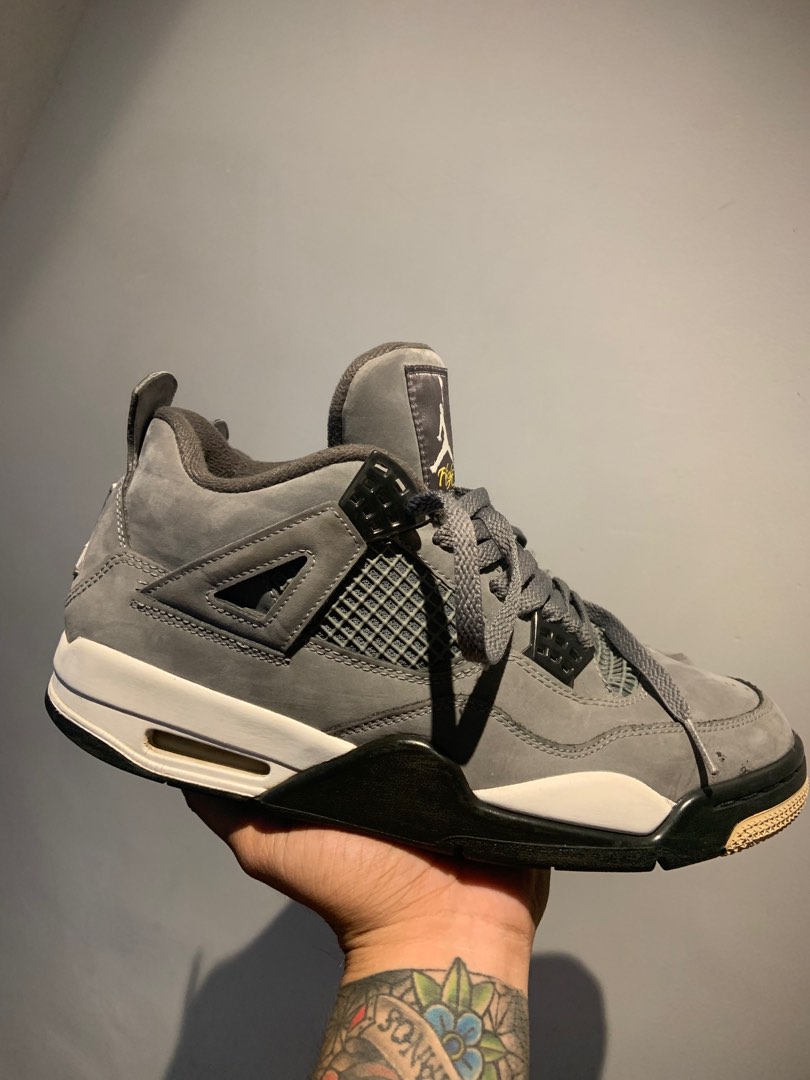 Jordan 4 cool grey size 9 top