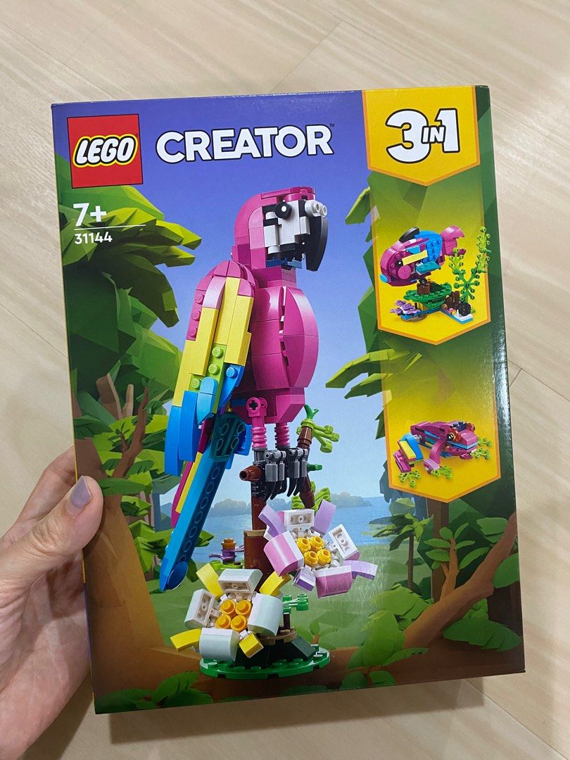 Lego creator parrot deals
