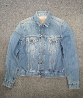 (Category: ) located in . Submitted by repo-man (Listing ID 1277909367, Image 1). Description: .